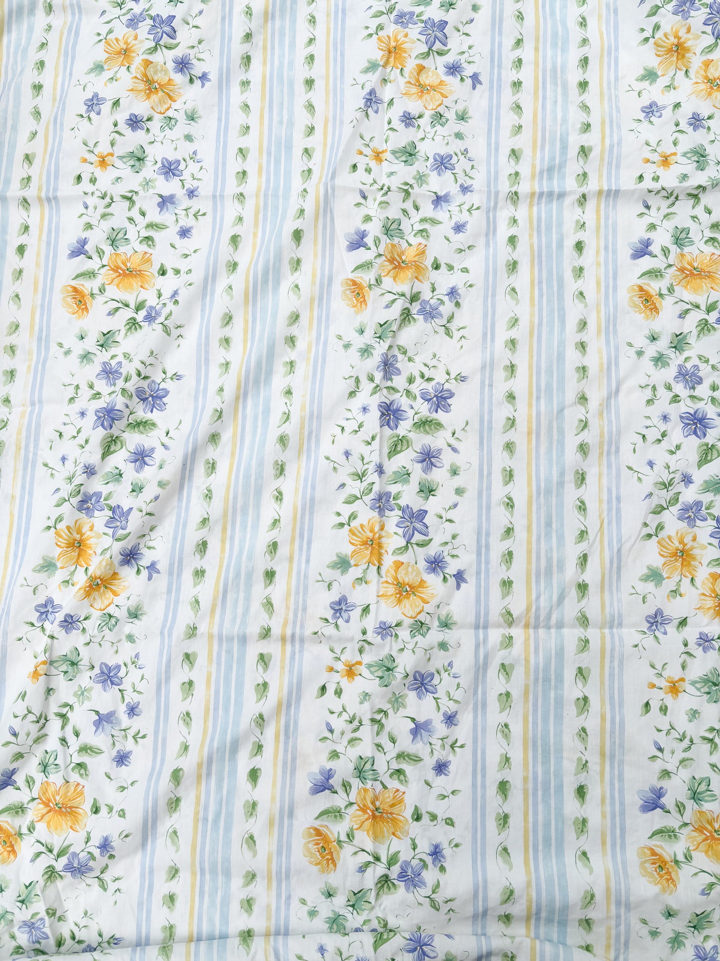 Blue and lemon floral