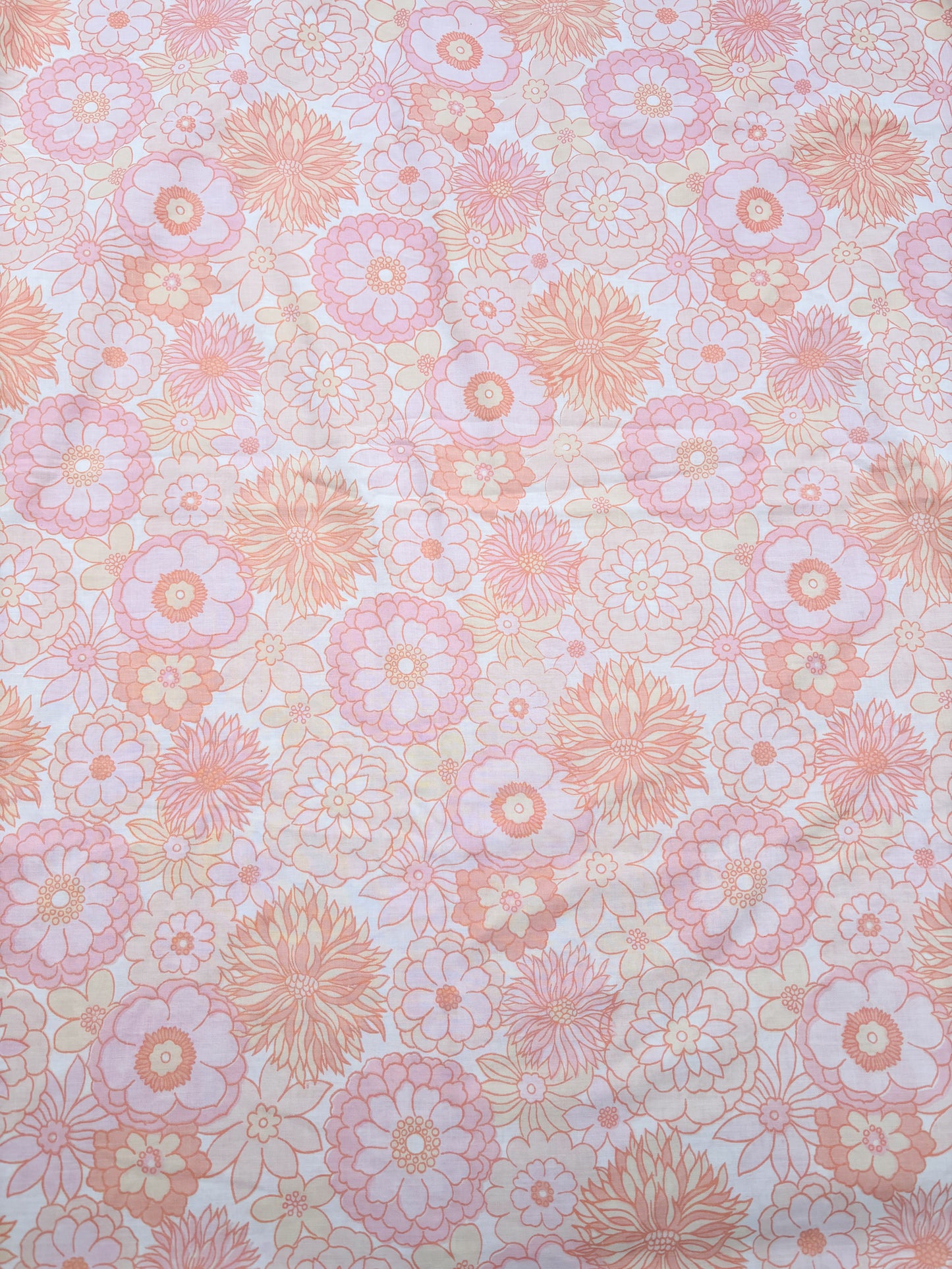 Peach retro