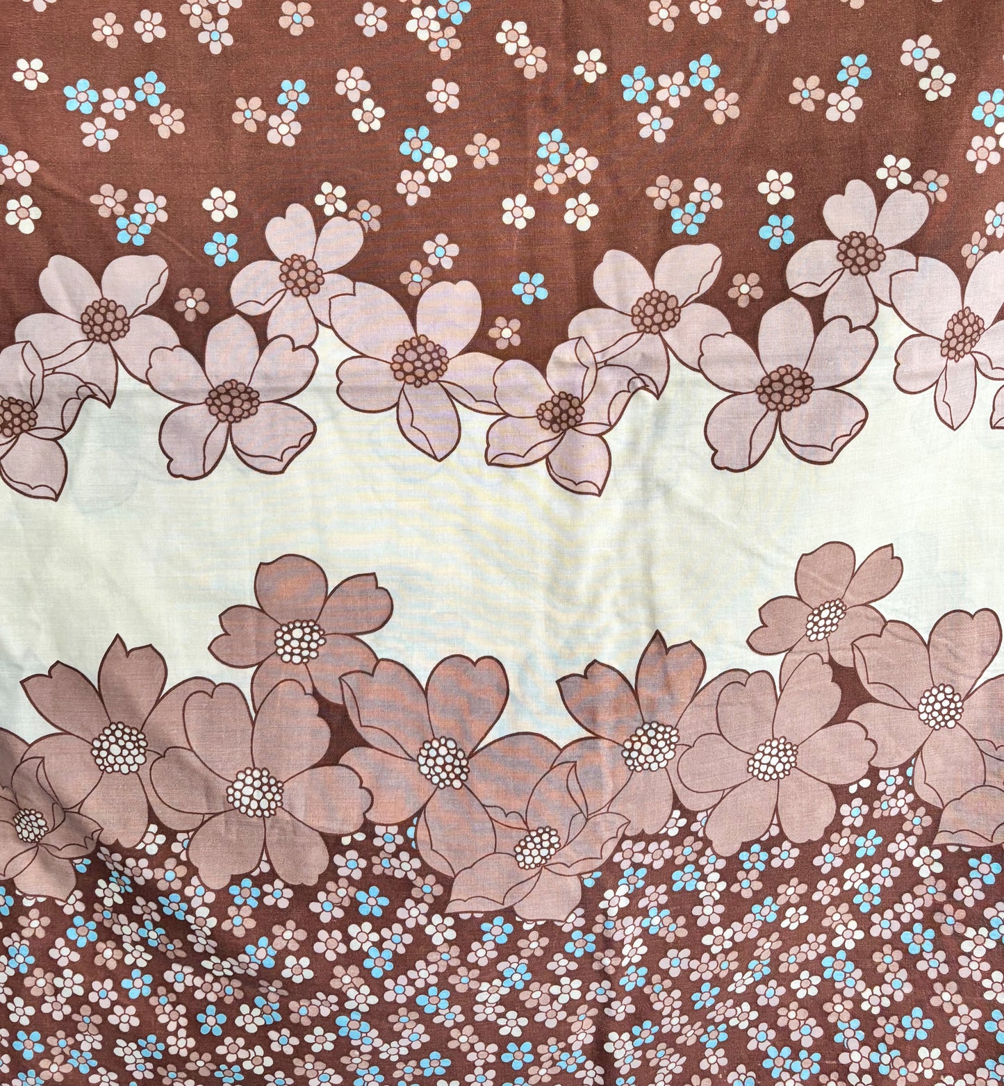Brown retro Dorma (no tiers)