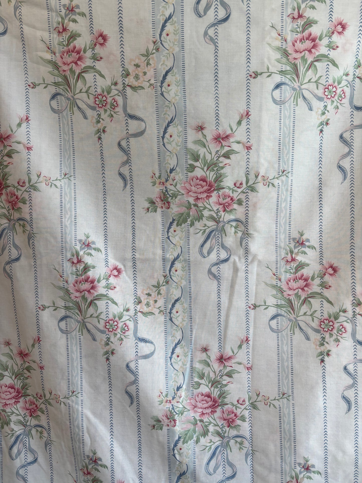 Blue stripe floral (white background)