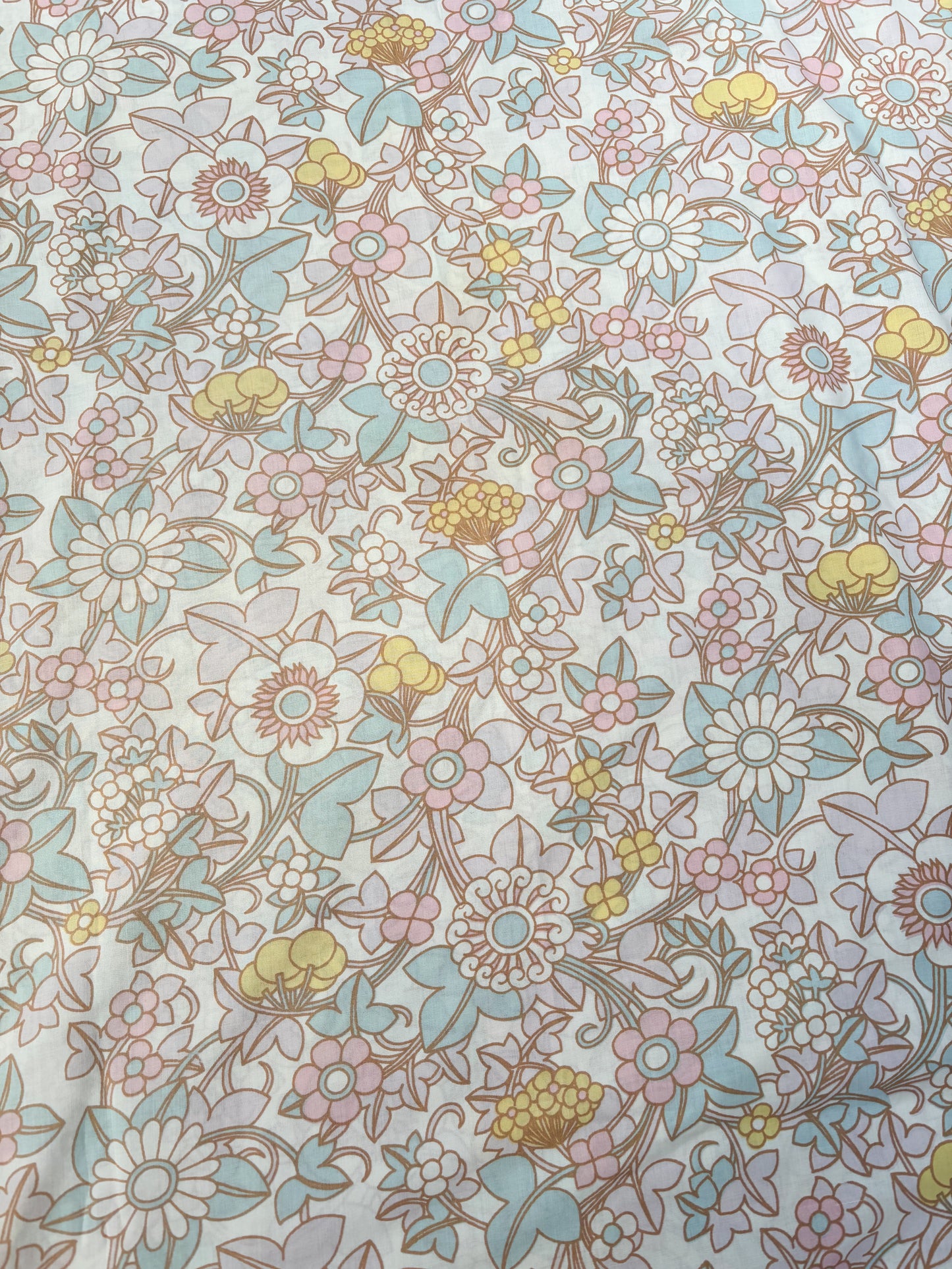 Pastel retro (up to 4-5 years only - no tiers, dresses and two pieces only)