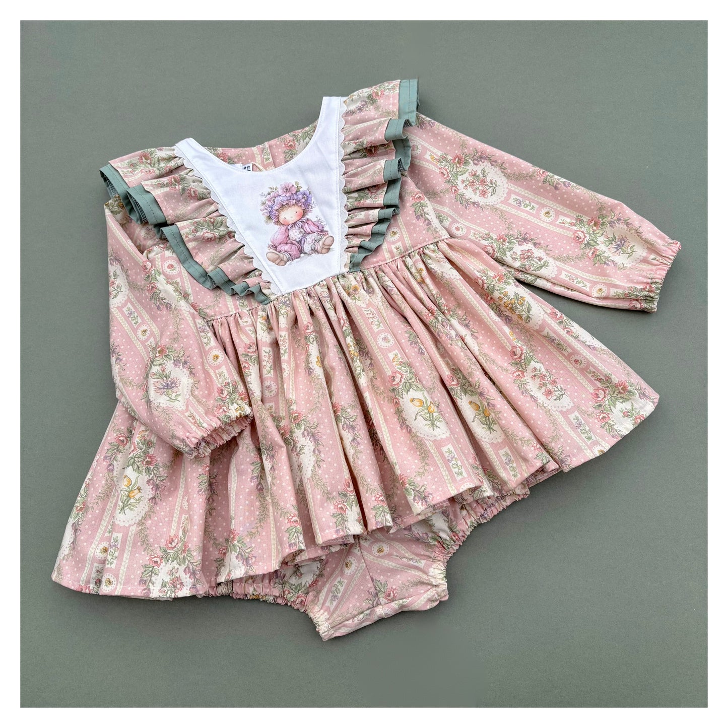 OAKLYN Two Piece