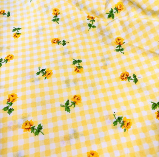 Yellow gingham roses