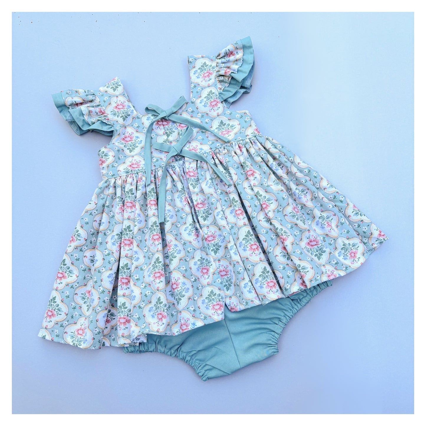 MAGNOLIA Two Piece