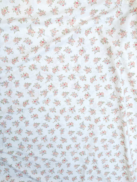 Peach ditsy floral